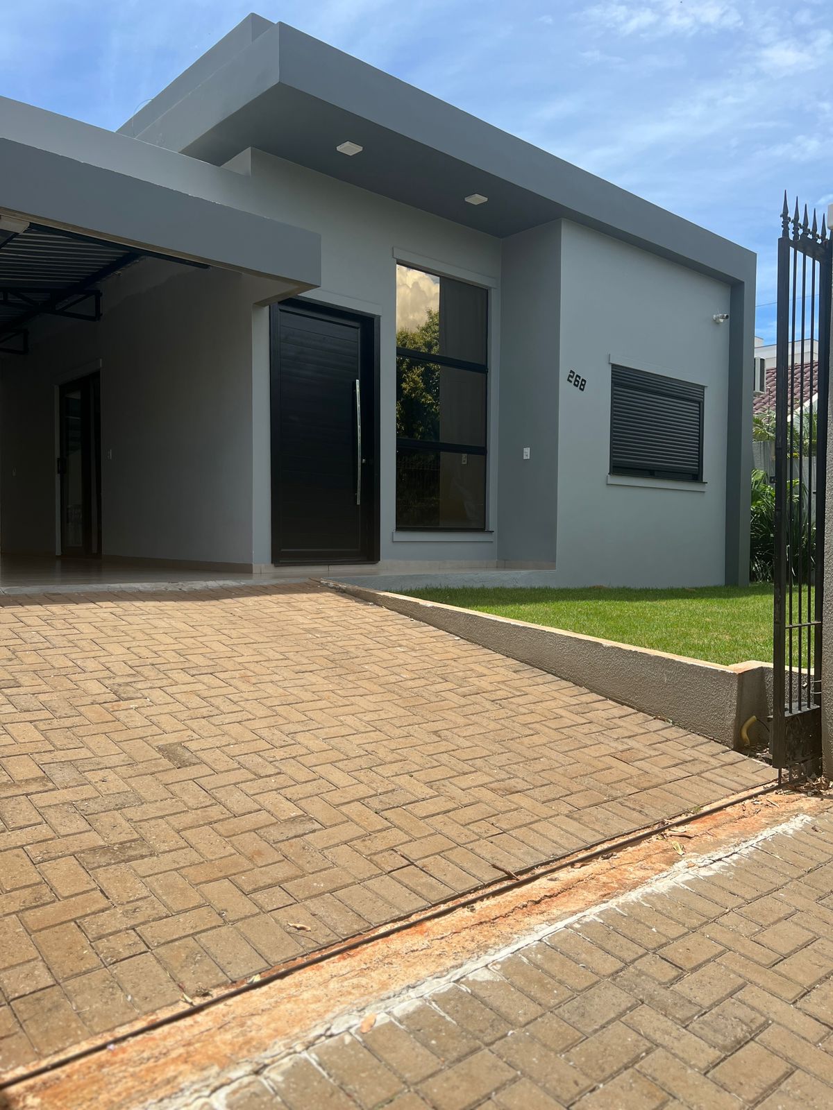 Casa com 1 suíte + 1 quarto, placa solar e grande sobra de terreno. — foto 8