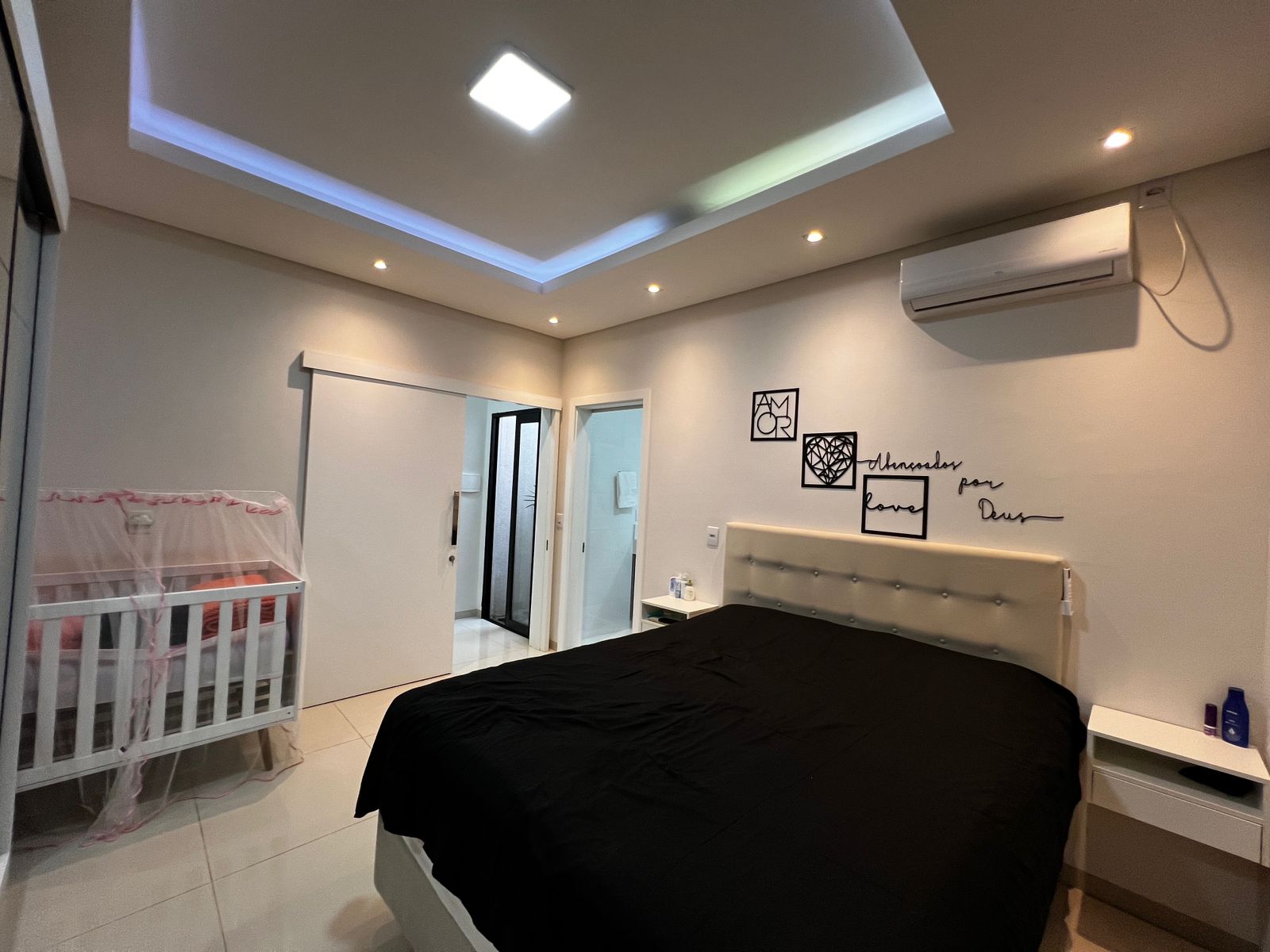 Casa com 1 suíte + 1 quarto, placa solar e grande sobra de terreno. — foto 5