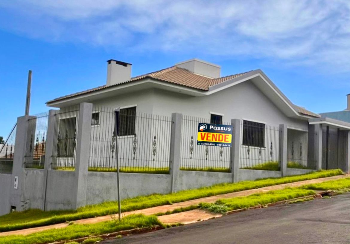 Sobrado de esquina no Maioli com 1 suíte com sacada
