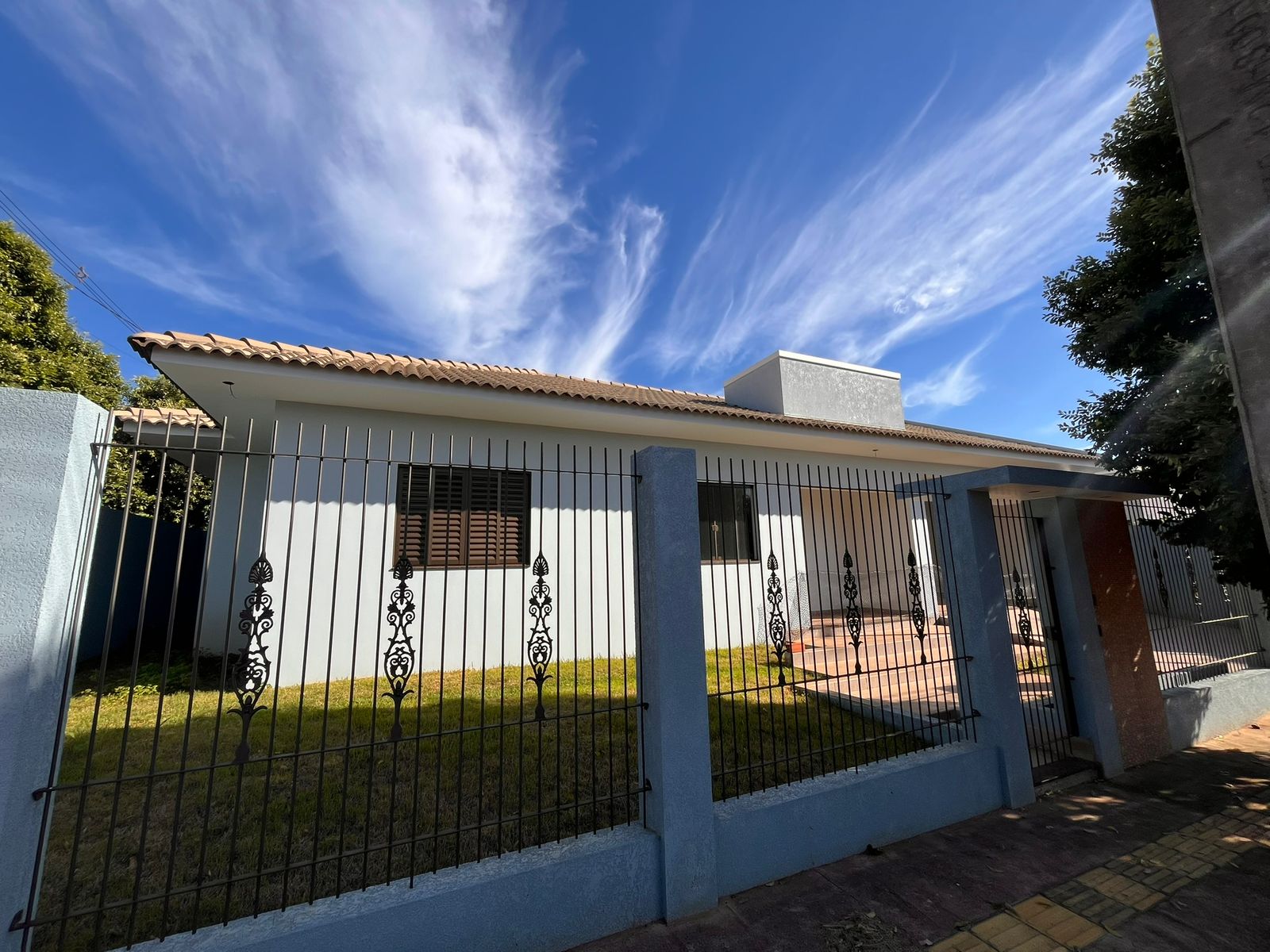 Casa de esquina no Boa Vista com 1 suíte + 2 quartos