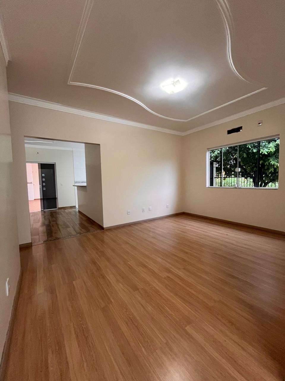 Casa de 191m2 com varanda, hall e sala de estar — foto 10