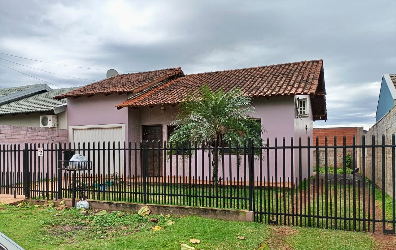 Casa com Terreno de 300m2 no Boa Vista