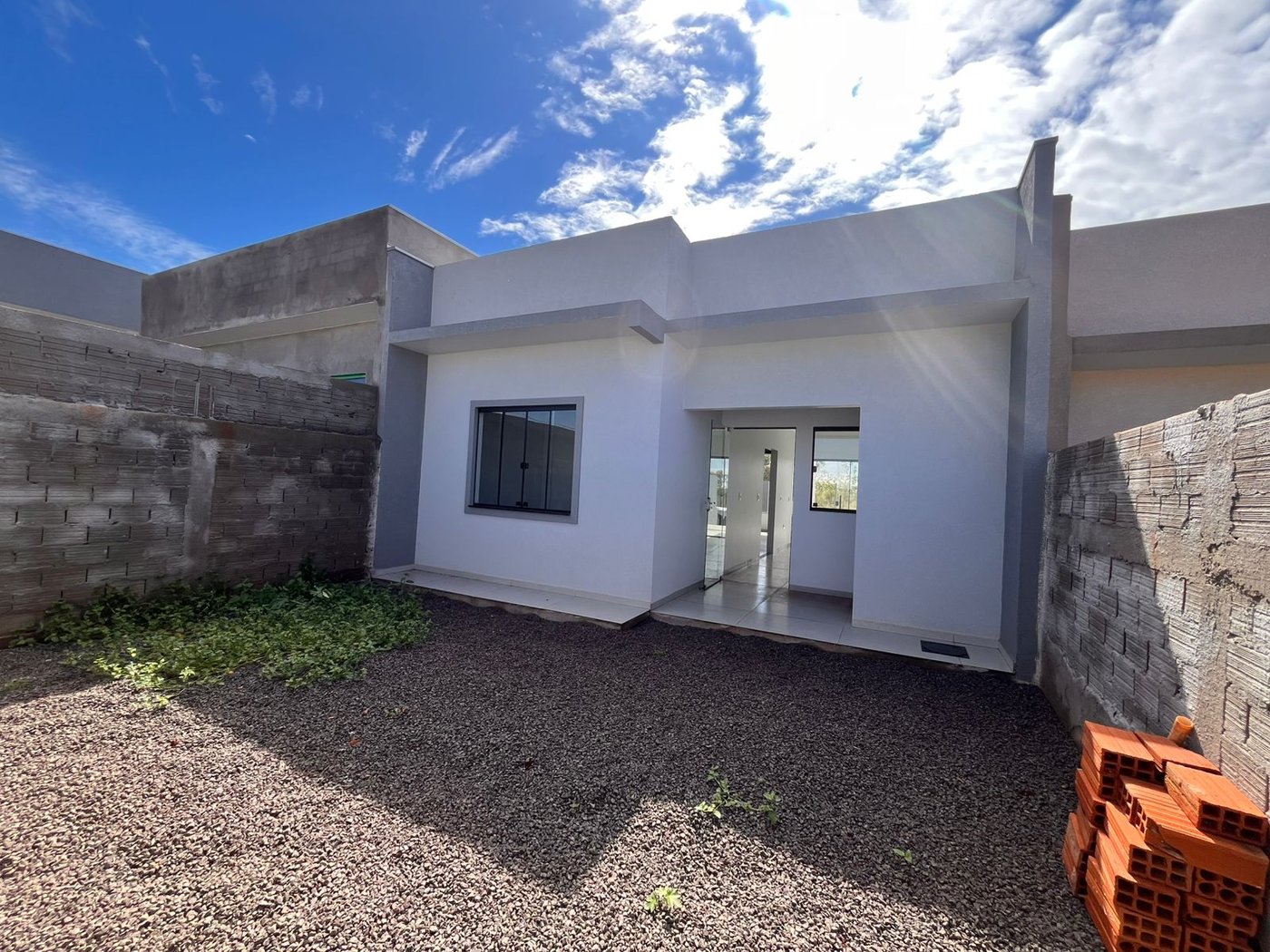 Casa com 1 suíte + 1 quarto e sobra de terreno. — foto 12