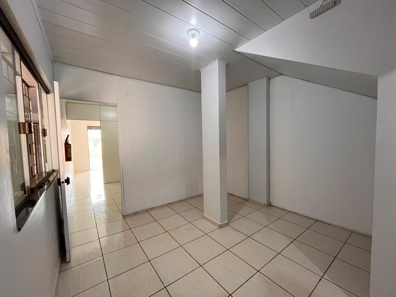 Sala comercial com ótima localização — foto 10