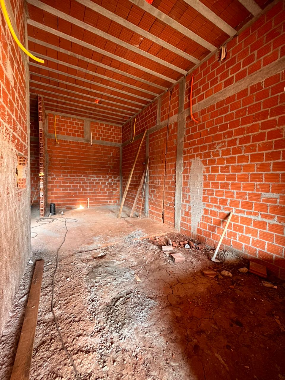 Sobrado com 170m2 com piscina e sobra de terreno — foto 12
