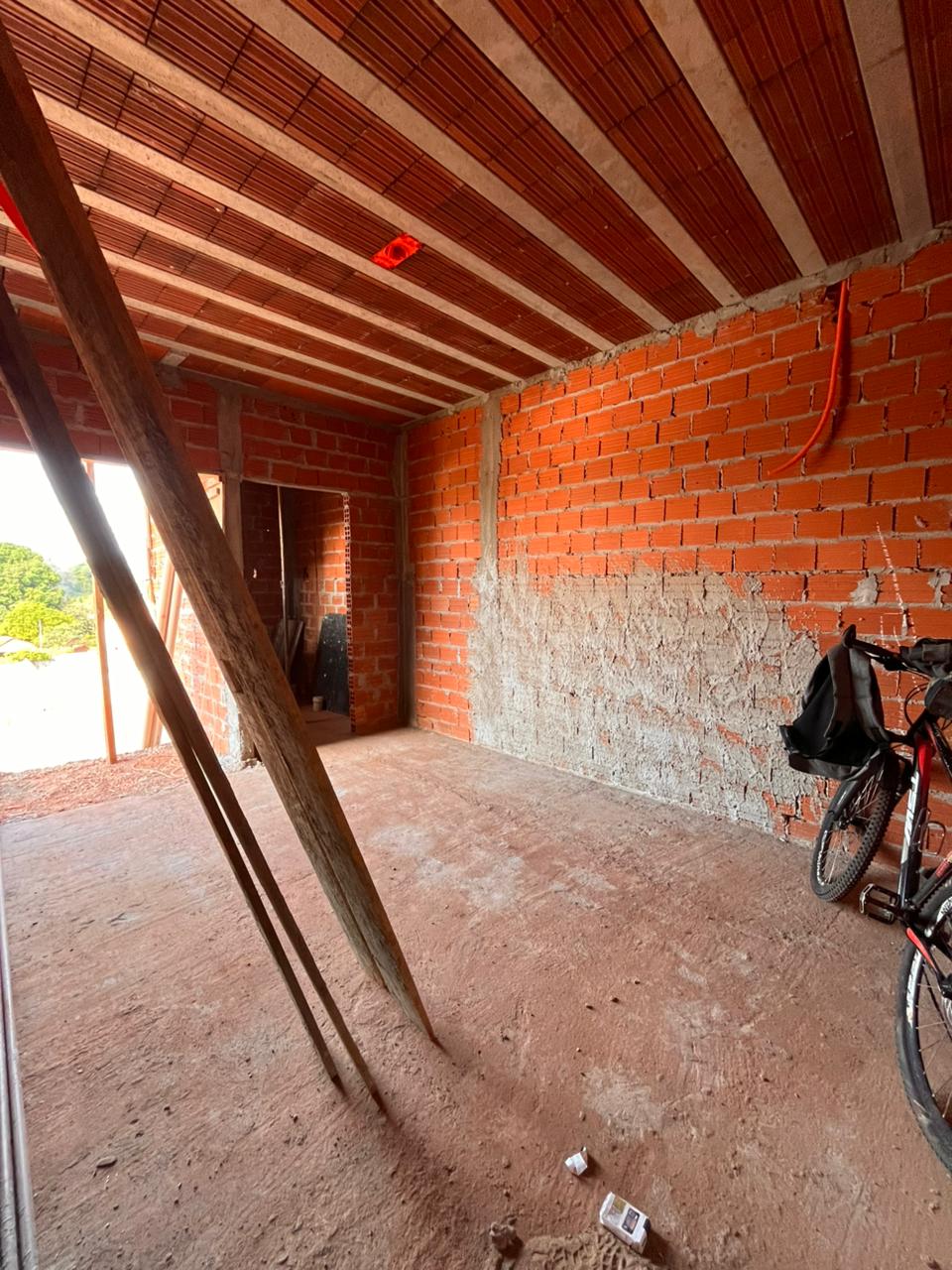 Sobrado com 170m2 com piscina e sobra de terreno — foto 6