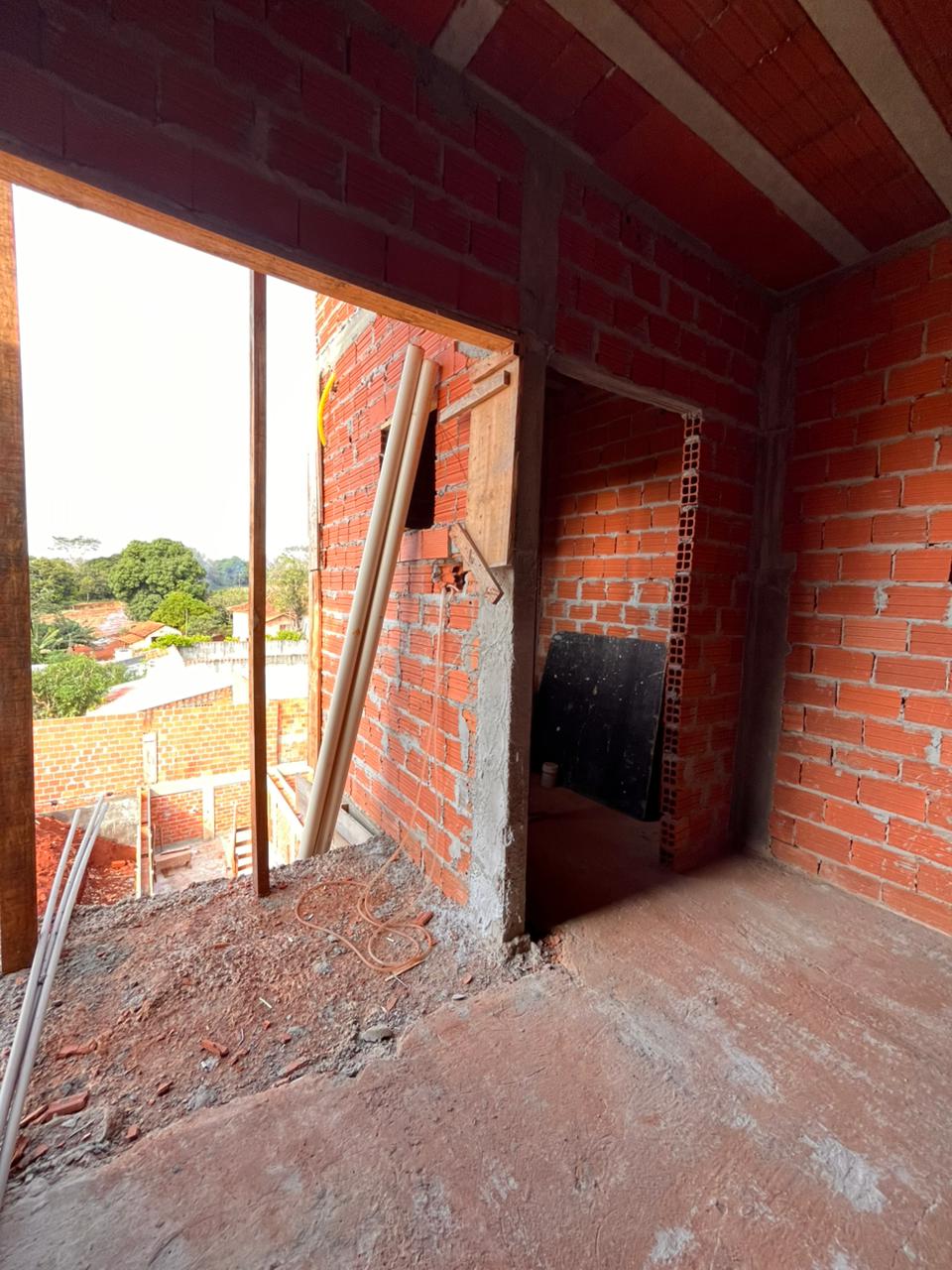 Sobrado com 170m2 com piscina e sobra de terreno — foto 13