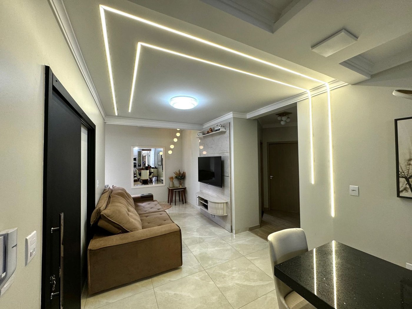 CASA DE ALTO PADRÃO NO CENTRO – EXCELENTE LOCALIZAÇÃO! — foto 12