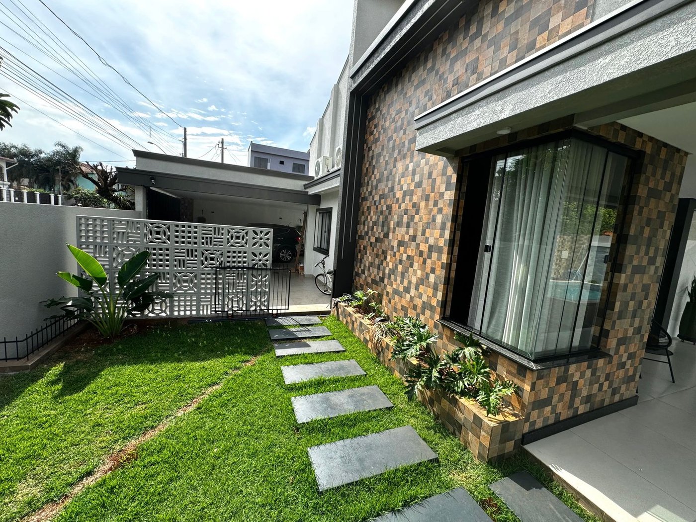 CASA DE ALTO PADRÃO NO CENTRO – EXCELENTE LOCALIZAÇÃO! — foto 6