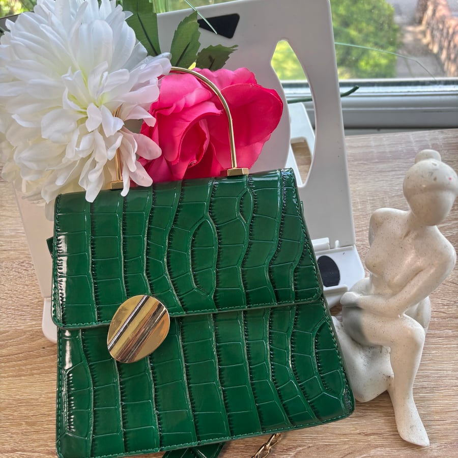 Tolulomo Luxe Finds