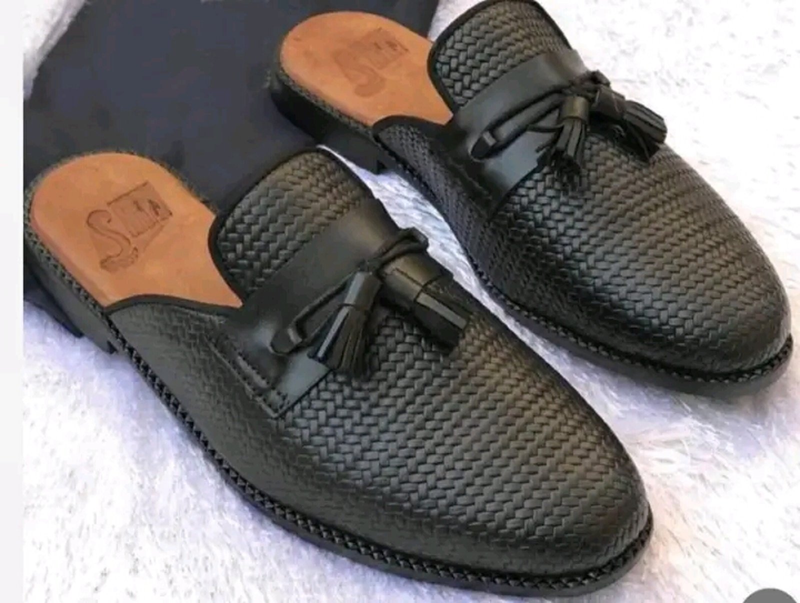 Classic footwears