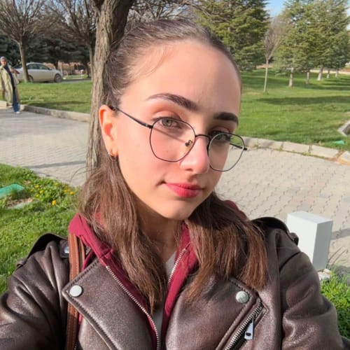 Elif Nur