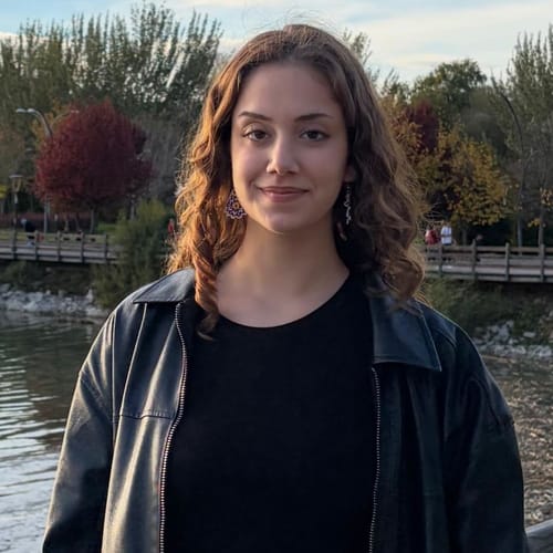 Ezel Yıldız