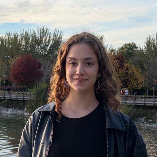 Ezel Yıldız