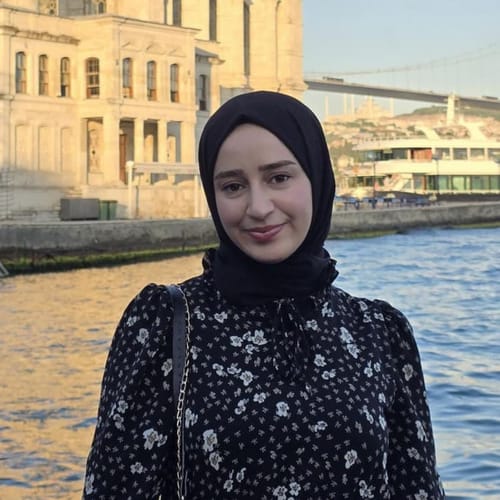 Büşra Kılıç