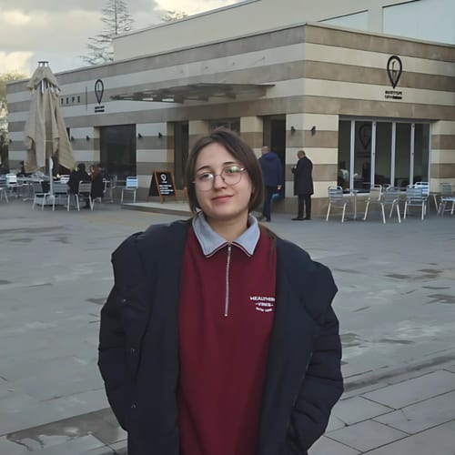 Zehra Dindar