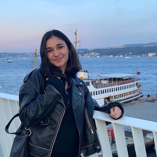 Merve Gümüştaş