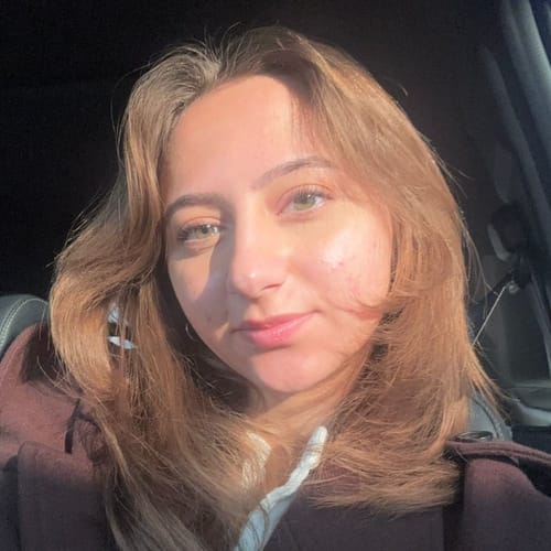 Elif Naz