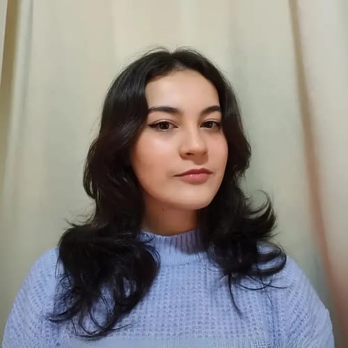 Zeynep Ay