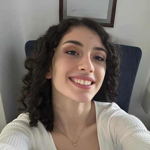 Ece Süzgün