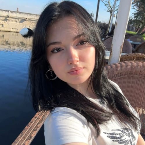 Naz KOYUNCU