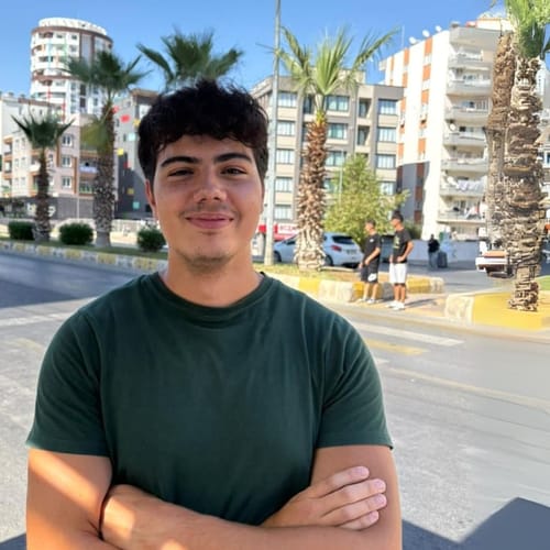 Onur Elmas