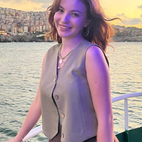 Cemre Nisa