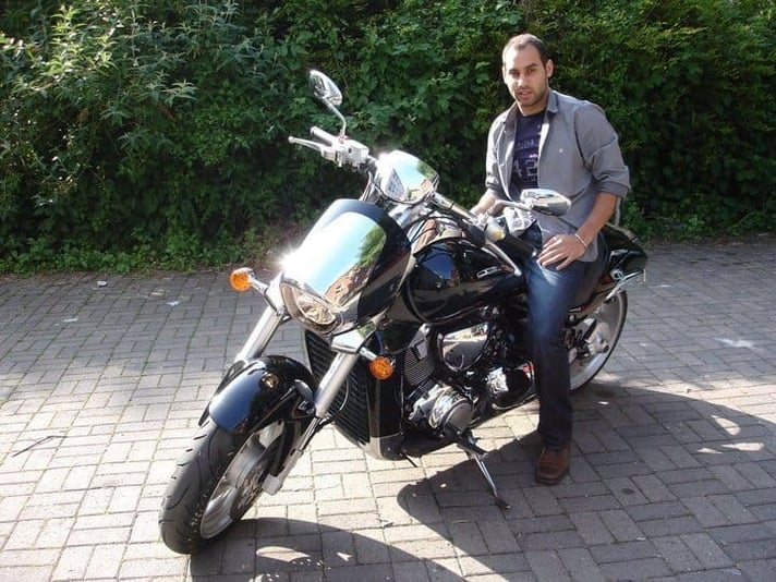 Suzuki M109R 1