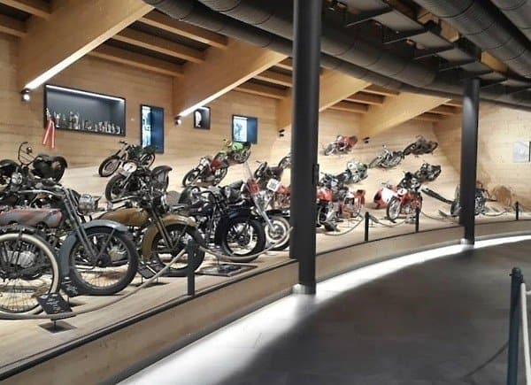 Top Mountain Motorcycle Museum 1
