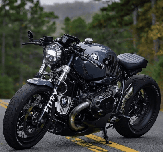 BMW Cafe Racer bobber
