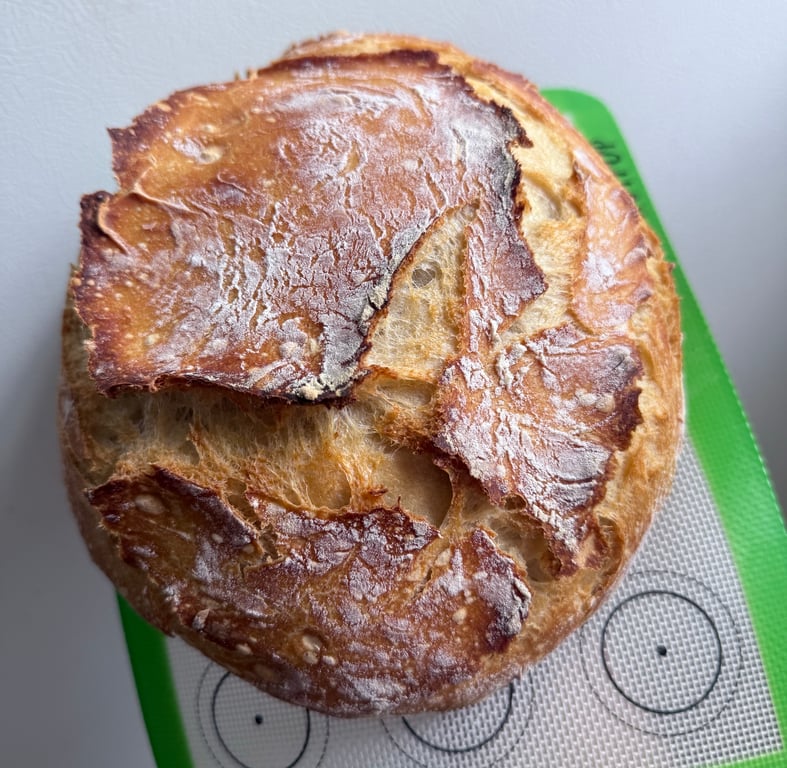 I’m on an absolutely sourdough kick. I’m obsessed. It’s delicious, cheaper, makes me feel productive, and big thing… it’s clean! Do you bake your own bread? 