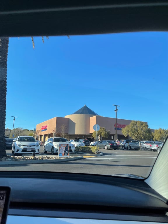 Who else hates going to Costco on the weekend 