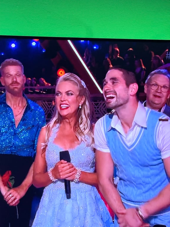 #DancingWithPollaroo - Did Elaine deserve to be in the top 5 and make it to the finale?