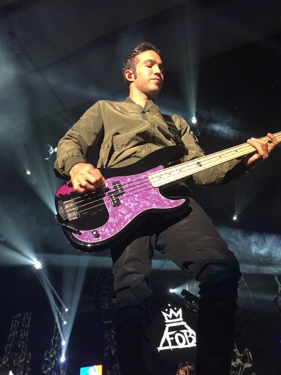 I always go barricade at concerts even though I’m tall… Am I the bad guy?