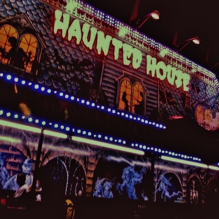 People who enjoy going to haunted houses/mazes have issues … agree or disagree?
