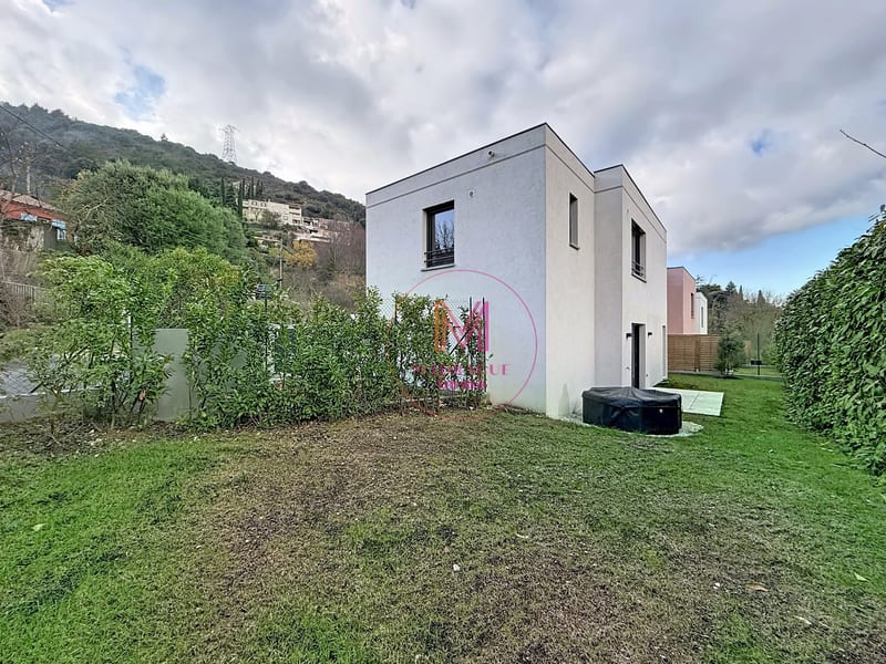 Maison à La Turbie — photo 1