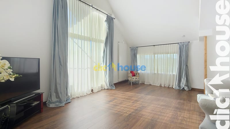 GÎTE CLÉ EN MAIN 500 m² – 9 CHAMBRES – PISCINE, TENNIS – 3H30 PARIS — photo 9