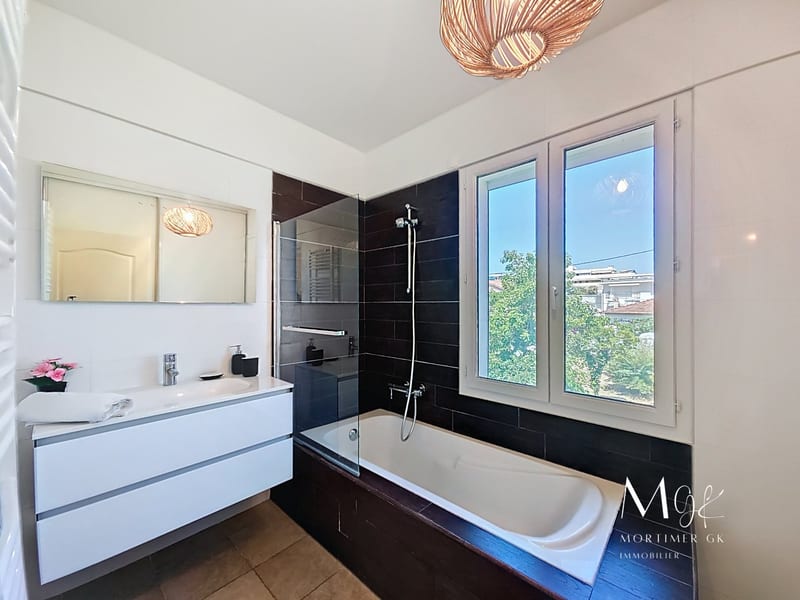 Maison / Villa • Cros de Cagnes-Le Village du Cros, Cagnes-sur-Mer — photo 21