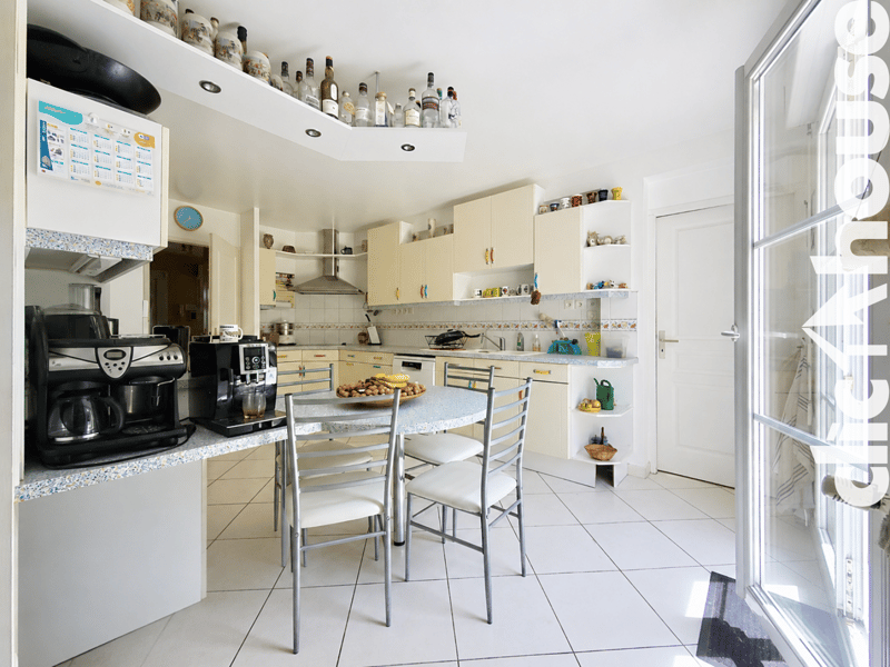 Maison familiale 170 m² avec jardin de 900 m² et vie de plain-pied — photo 5