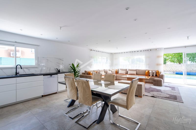 Villa contemporaine d'exception avec piscine à Istres — photo 3
