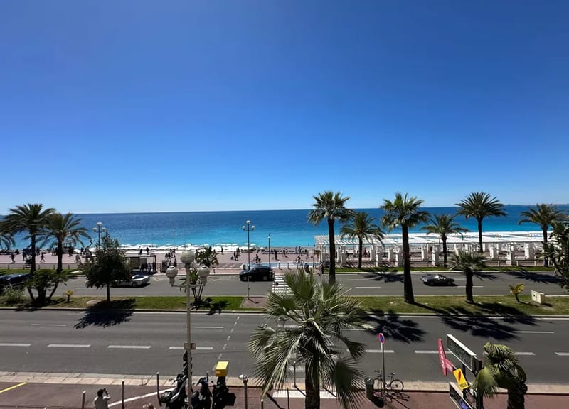 T5 Carre d'Or - Nice — photo 1