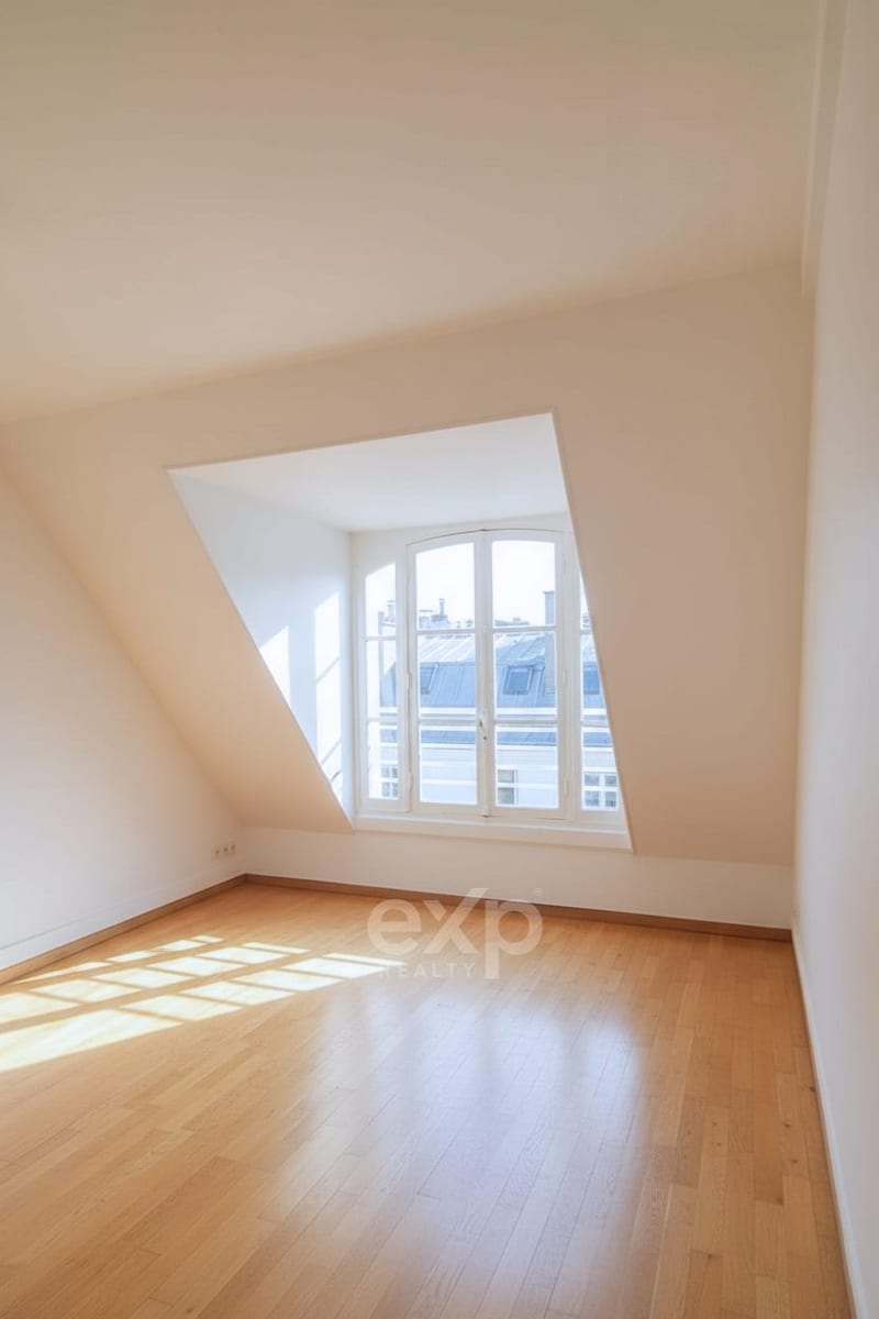 T3 traversant · 6e et dernier etage · cœur des Grands Boulevards - photo 1