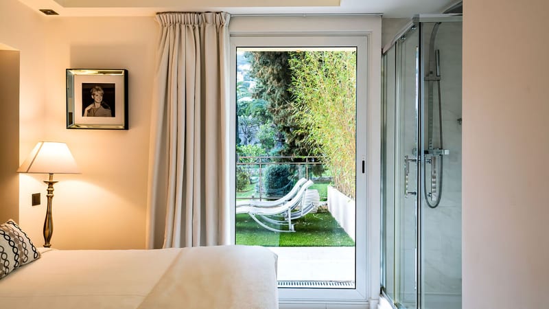 Appartement Deluxe + 230m² terrasse sur la baie de Villefranche — photo 8