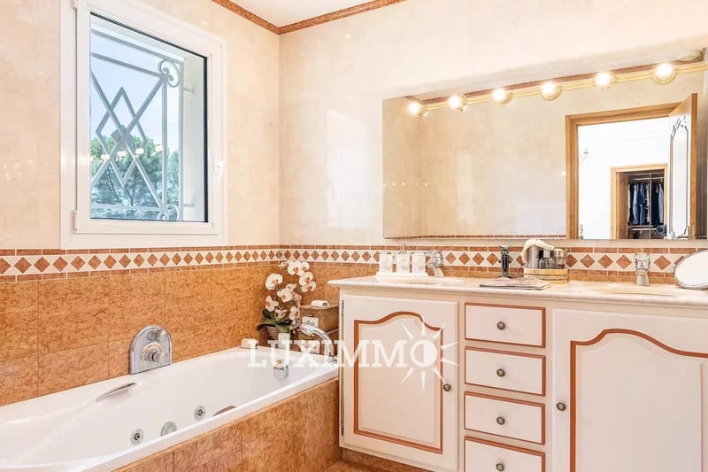 Villa • Saint Martin-Le Miracle, Mougins — photo 8