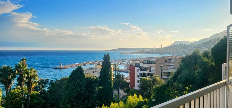 Dernier étage vue mer MENTON — photo 1