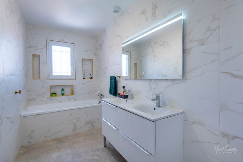 Villa contemporaine d'exception avec piscine à Istres — photo 11