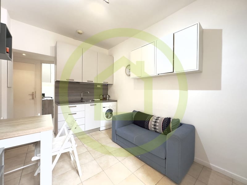 Appartement à ROQUEBRUNE CAP MARTIN (06190) — photo 1