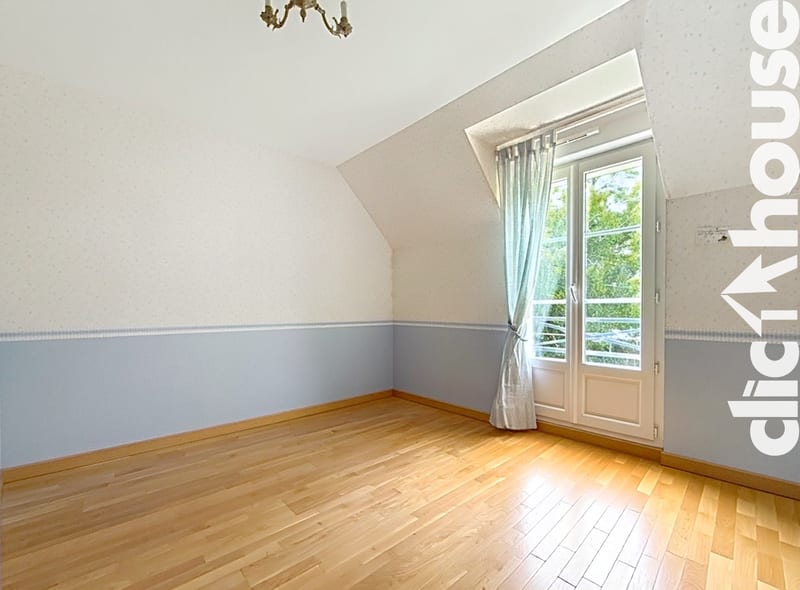 Maison familiale 170 m² avec jardin de 900 m² et vie de plain-pied — photo 9