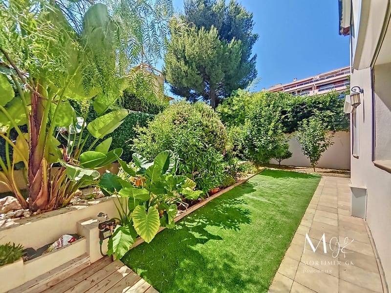 Maison / Villa • Cros de Cagnes-Le Village du Cros, Cagnes-sur-Mer — photo 11