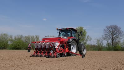 Precision planter Kverneland Optima R